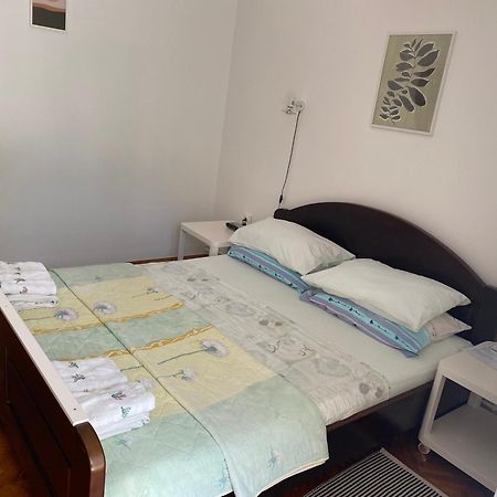 Apartments Topic & Krk Central Location Krk Town Kültér fotó