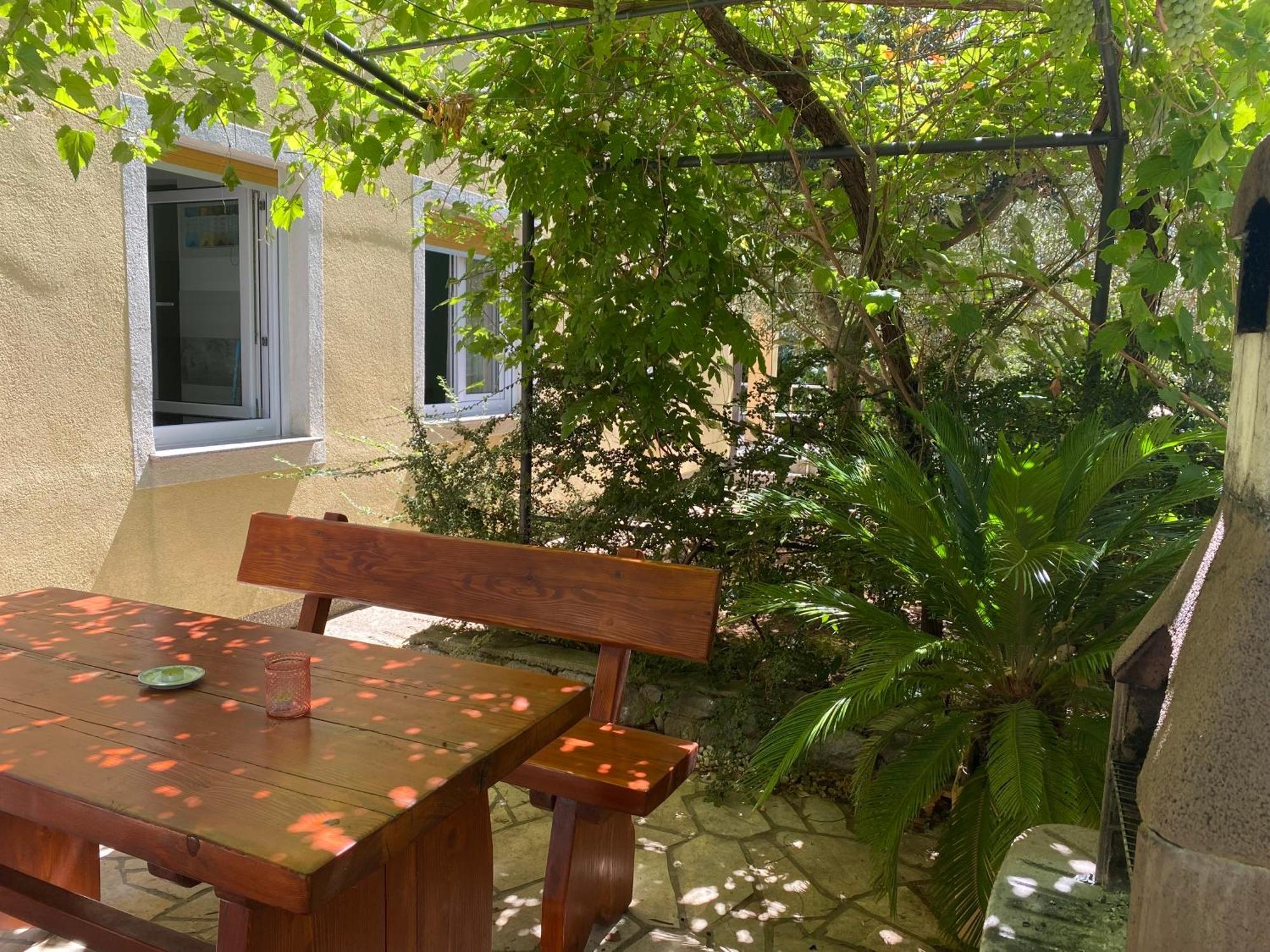 Apartments Topic & Krk Central Location Krk Town Kültér fotó